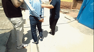 宁河区宁警一线丨警察:这玫瑰金的"手镯",你确定不试一试吗?