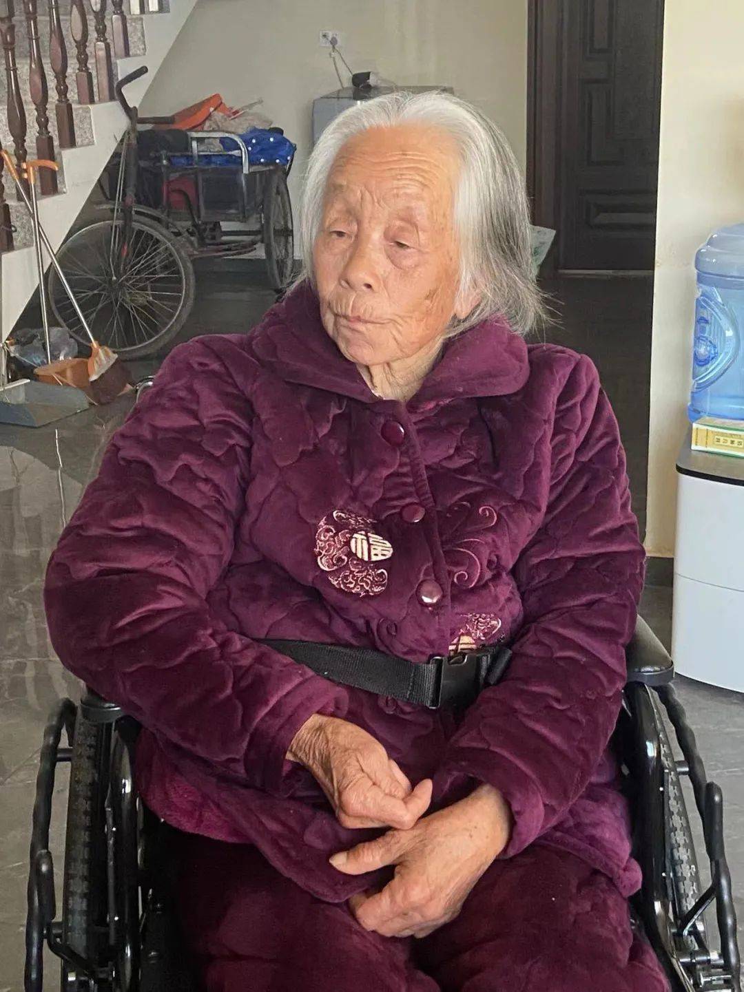 叶继程/小妲妲祭//荆州文学网络版2024年第49期(总1034)