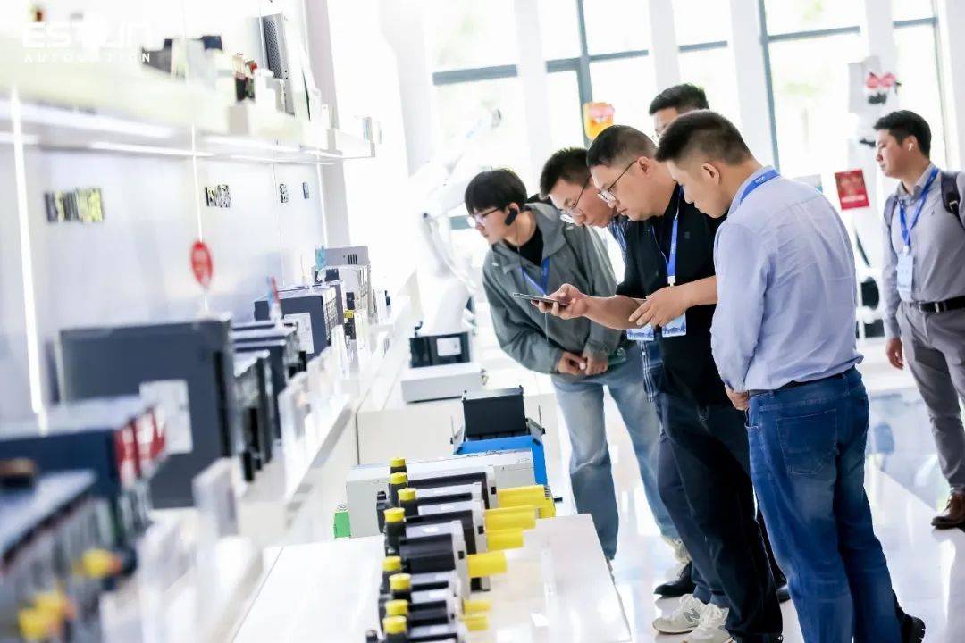 数智进化,驱控未来 | 埃斯顿运动控制open day暨新品发布会圆满完成