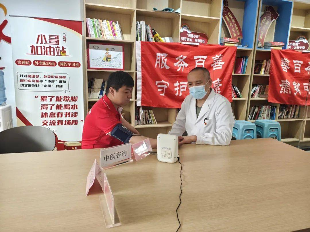 一团一品|低碳行动,思想引领,关爱两新……4月品牌活动@你赶紧来投票!