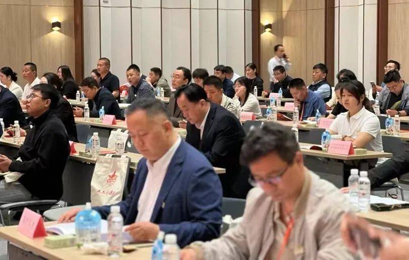 上海市果品行业协会应邀出席新疆兵团第八师石河子市产业品牌推介活动