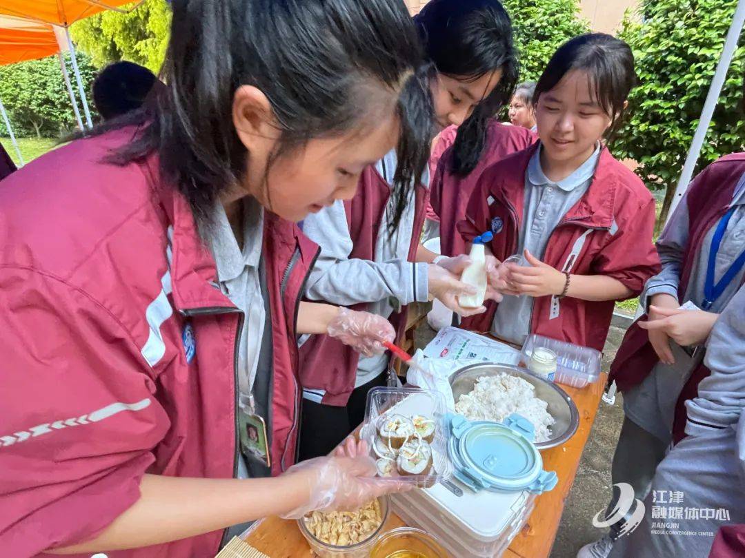 白沙中学文化美食节嗨翻天