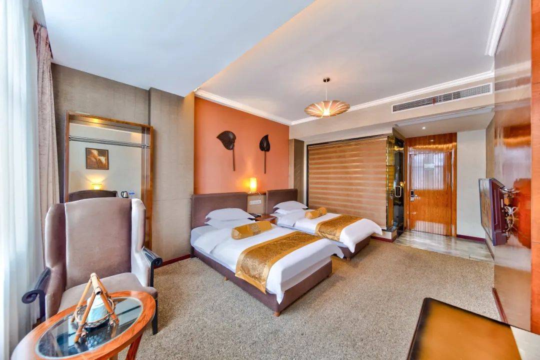 0公里华悦松泉度假酒店电话:0571-28319999地址:杭州市临安区昌化镇