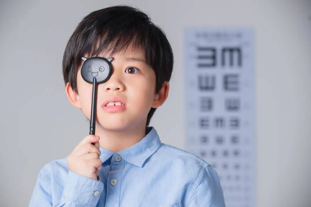 近视都是因为遗传吗?