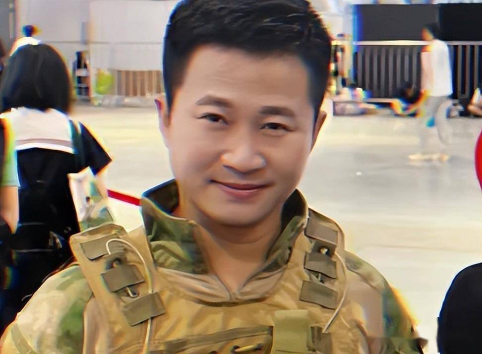 吴京的替身,热巴的替身,周润发的替身,看到杨幂的替身我笑了