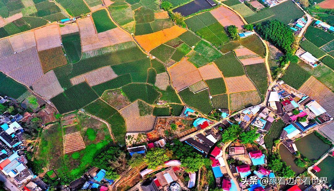 孟定,一个位于云南省临沧市耿马傣族佤族自治县的边陲小镇,如同一颗