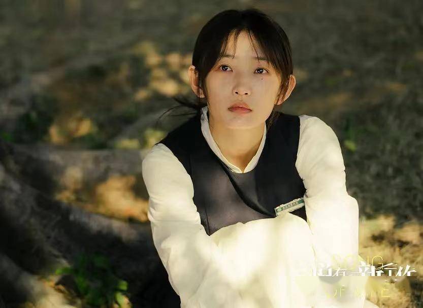 带着作品《三悦有了新工作》,出现在观众面前.