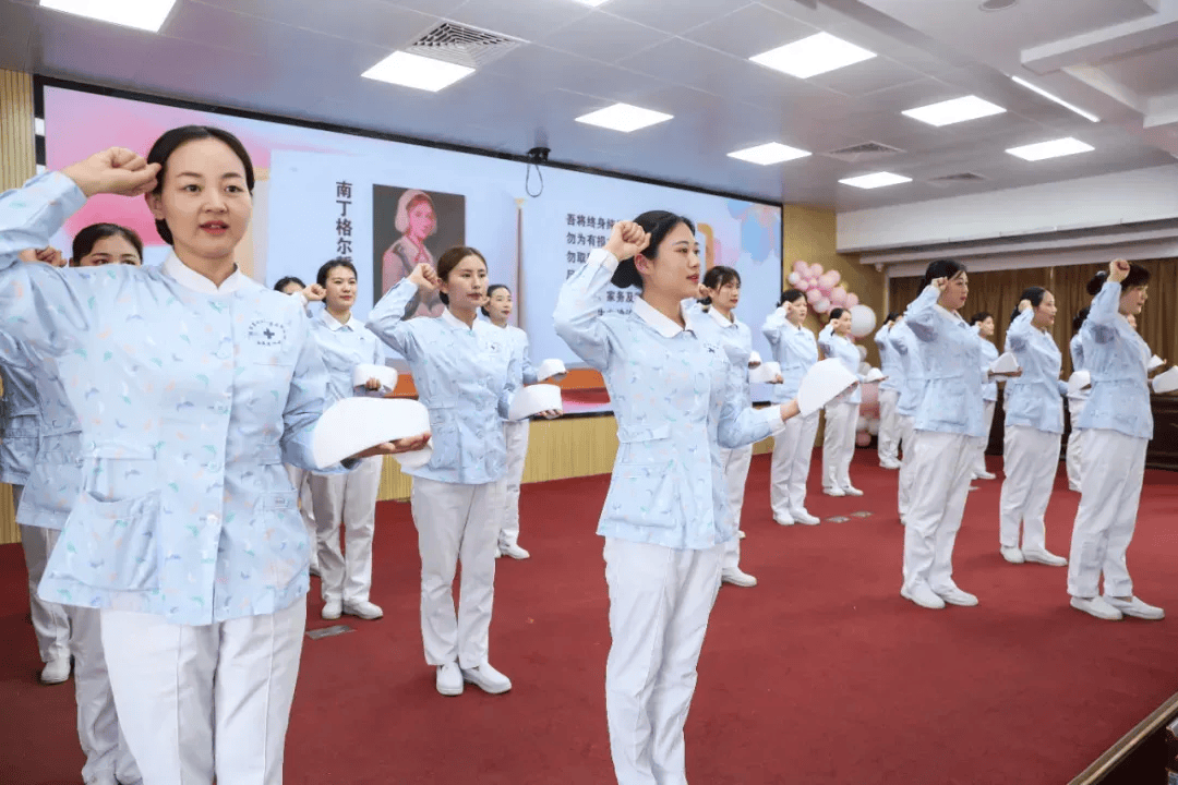 又一批护士脱帽了,换装后真清爽!你们医院呢?