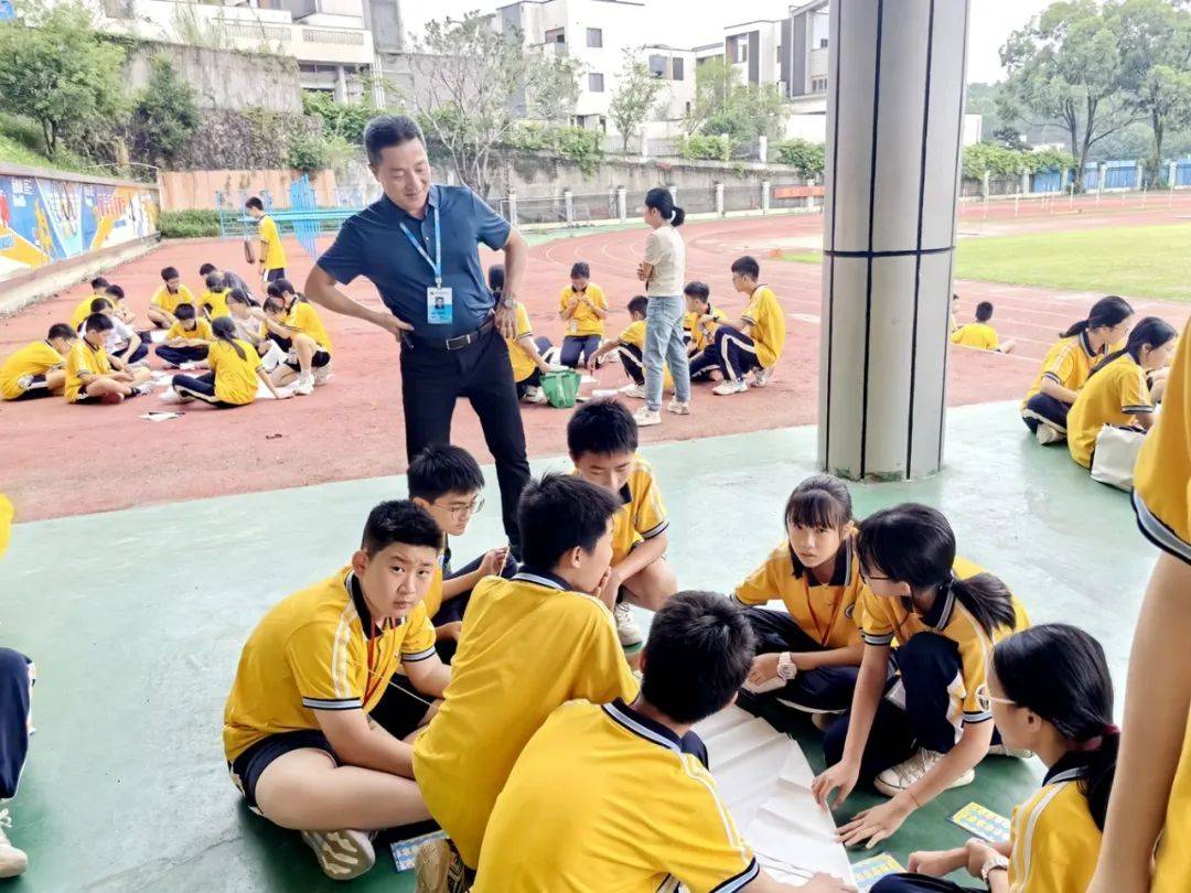 【多元育人 绿色旗中】青春向党,科技报国 ——旗峰中学第六届校园