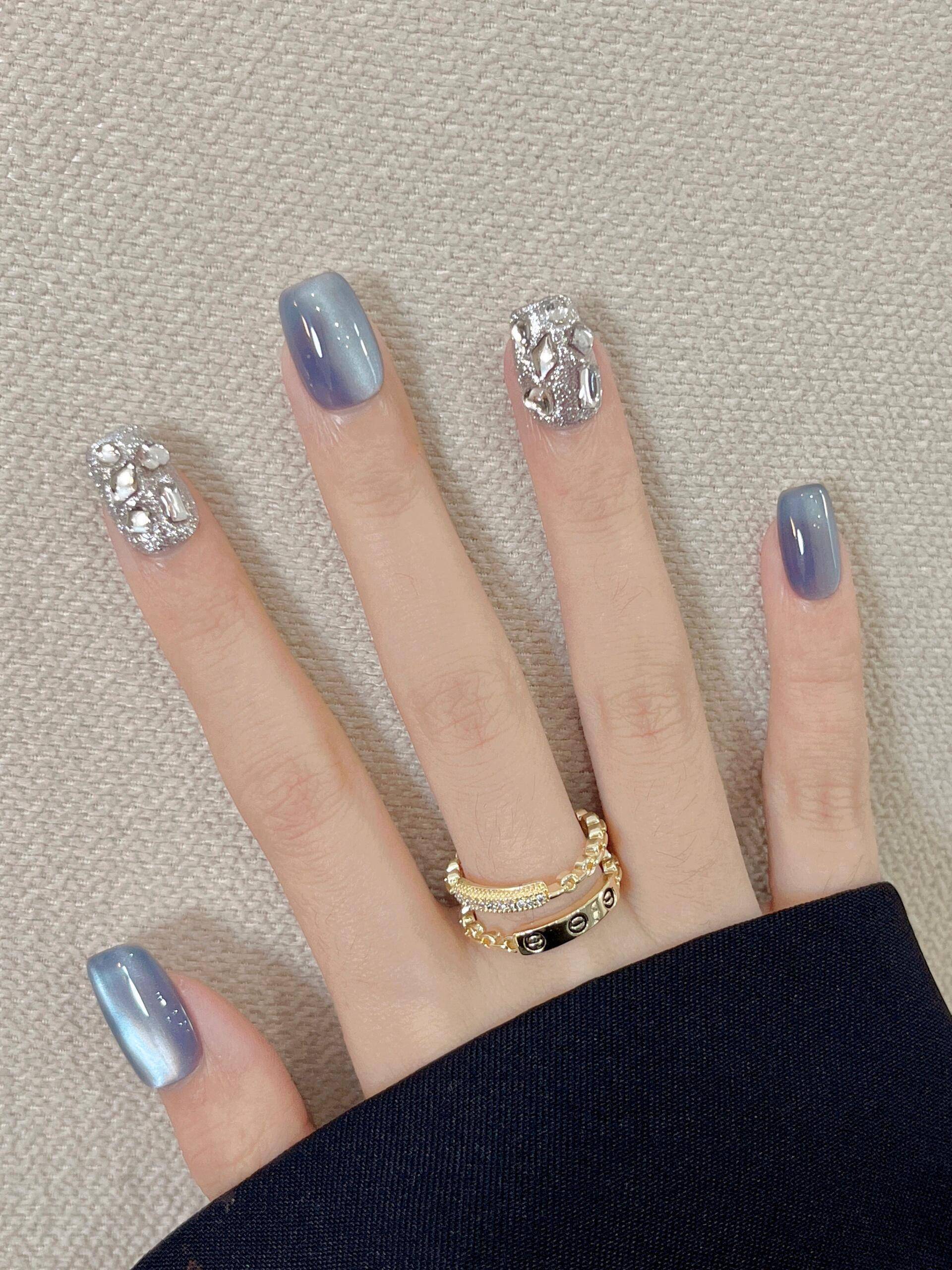 网红的猫眼美甲颜色和款式大盘点,显白显气质,让你美出新高度!