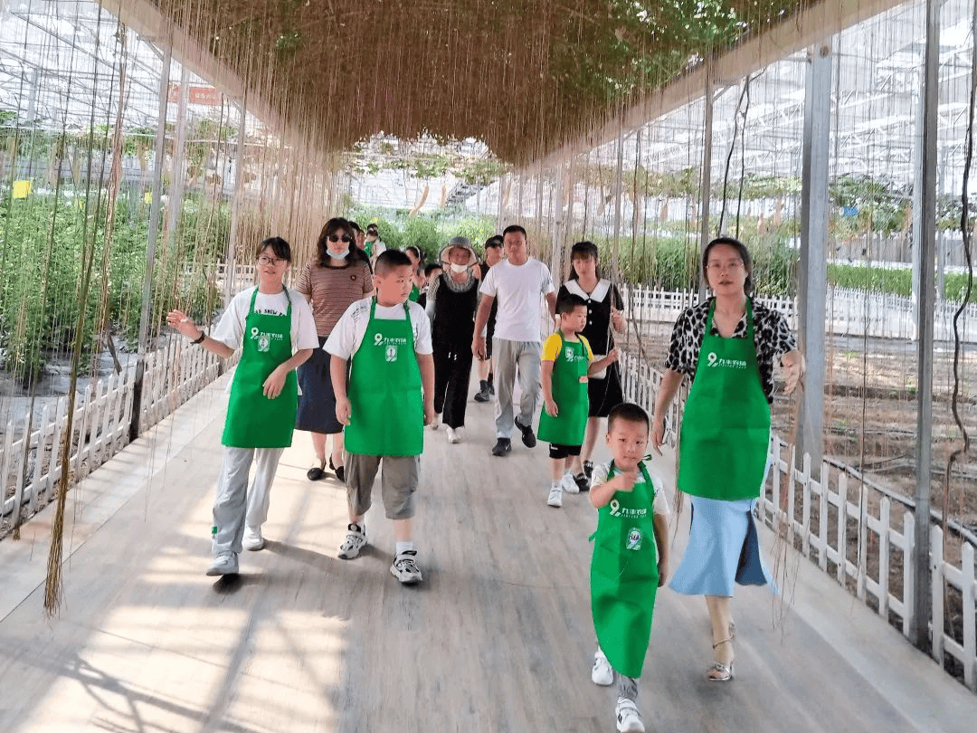 九丰农博园是响水3a级景区,致力打造全国最大的植物工厂,在农场里通过