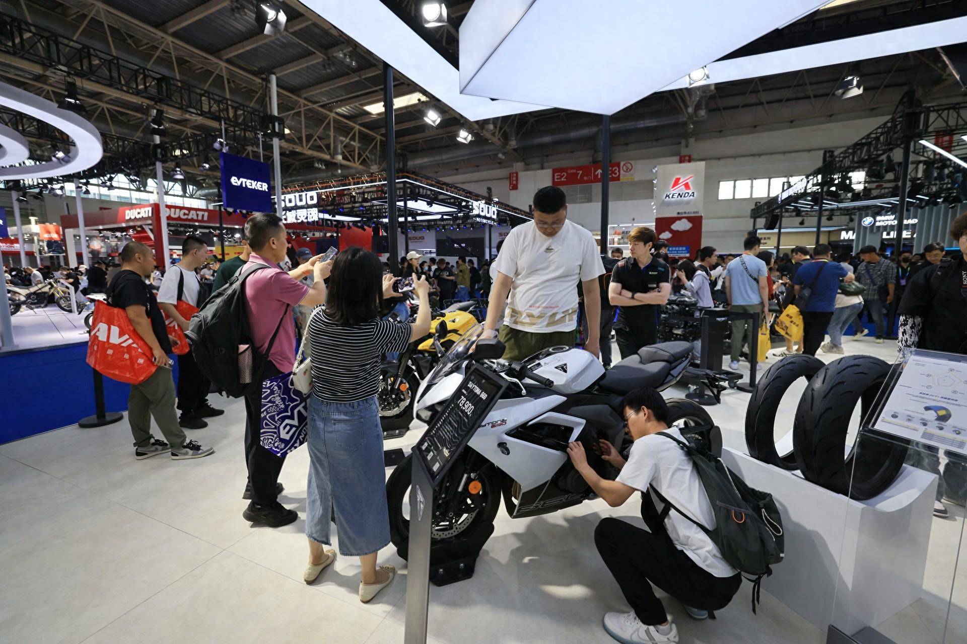 2024北京国际摩托车展开幕,最新款车型都在这里