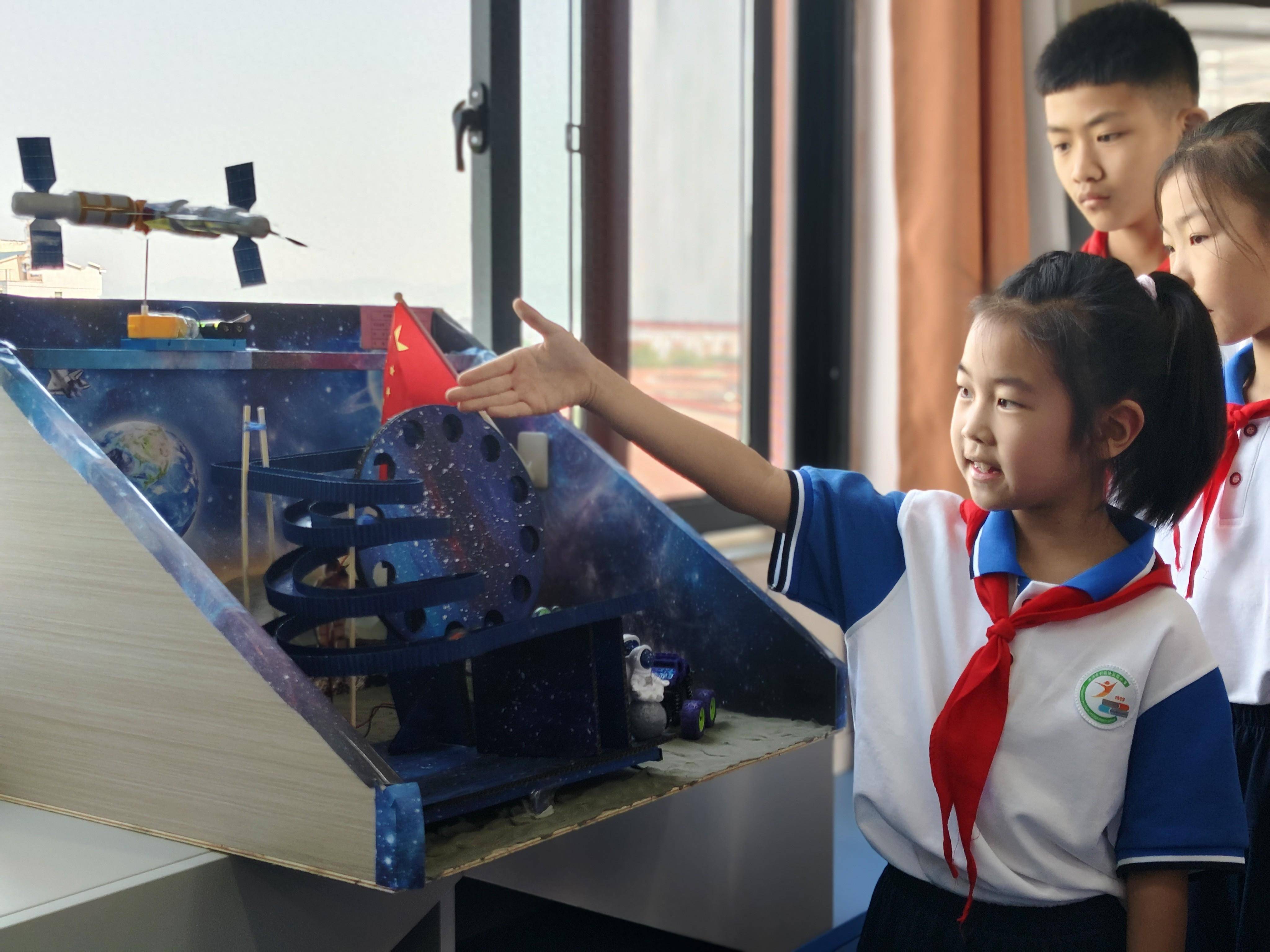 一所农村小学的科技范儿_科学_教育_轵城镇