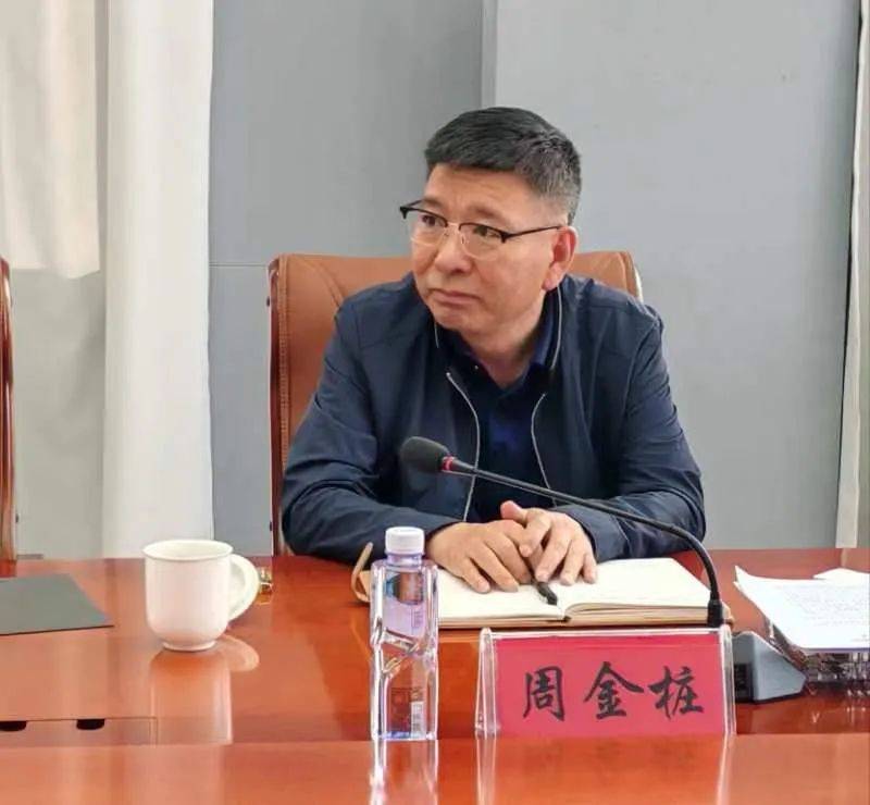 自治区工商联副主席周金桩一行到赤峰市调研物流行业有关情况