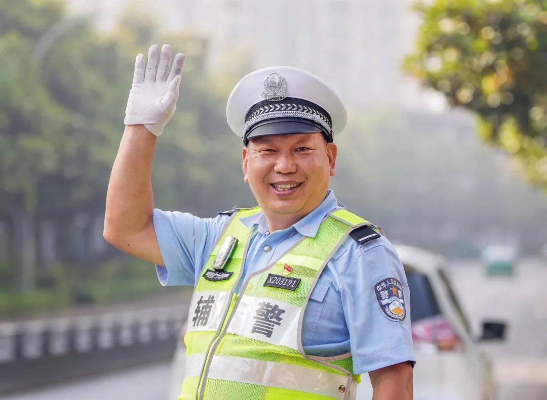 彭胜忠:"顺手"开门的初心_涪陵区_孩子_荔枝