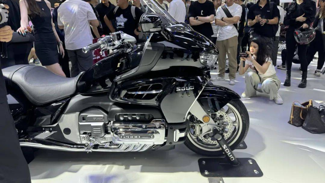 南京扶老人被讹小伙获见义勇为奖励 | 车坛头条_摩托