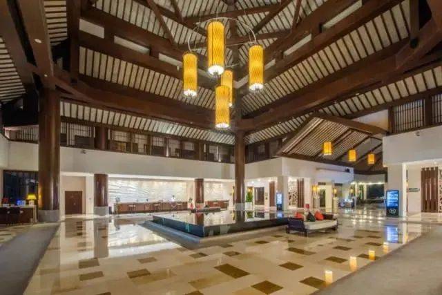 【惠州金海湾喜来登酒店】￥899抢山景房 双早双晚 独享沙滩 临海矿池