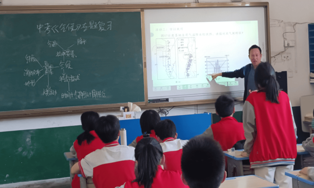 融明课堂丨教研花开初夏时,送教同研共成长——赴闽清县东桥初级中学