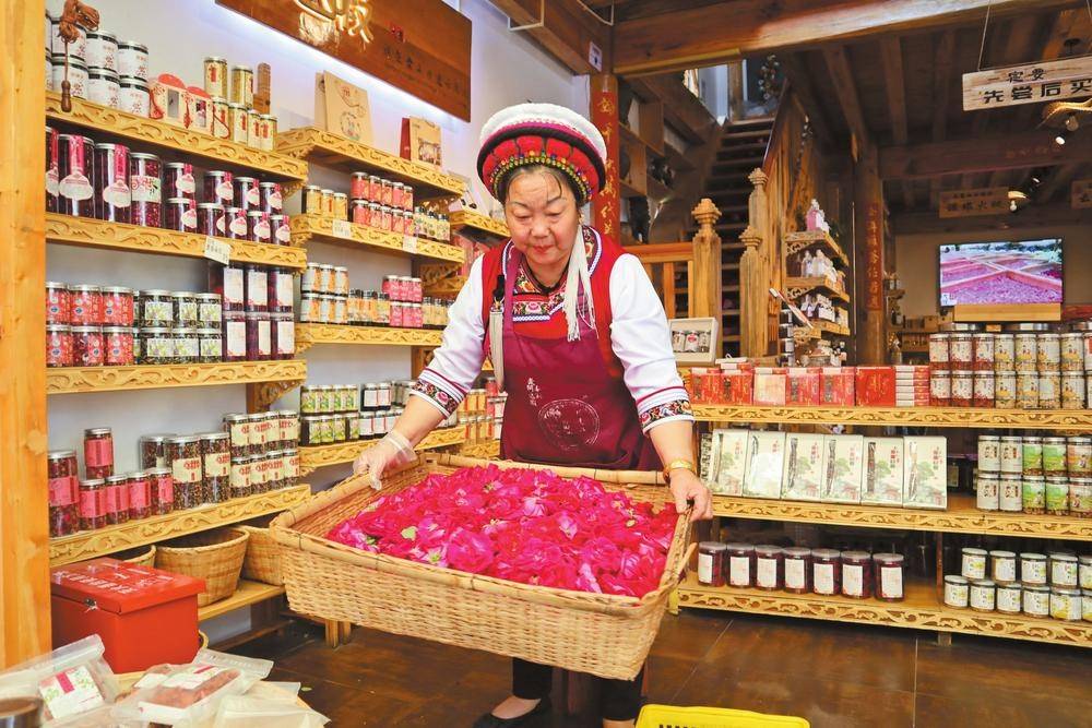 大理花卉产业 走出一路芬芳