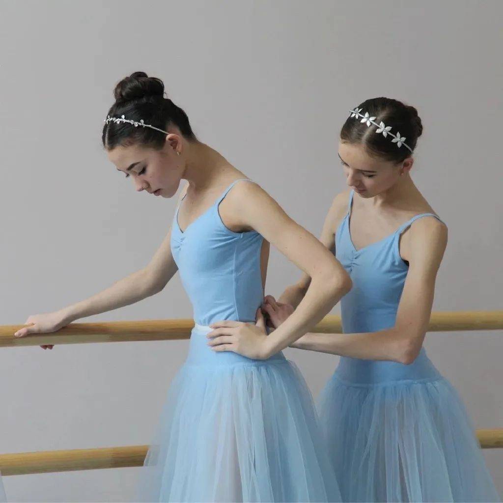 舞蹈教室里的日常拍摄