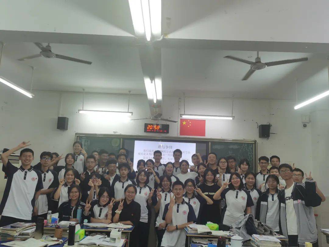 古韵今声 青春绽放│恩施市第一中学高一年级语文组开展"古诗文诵·唱
