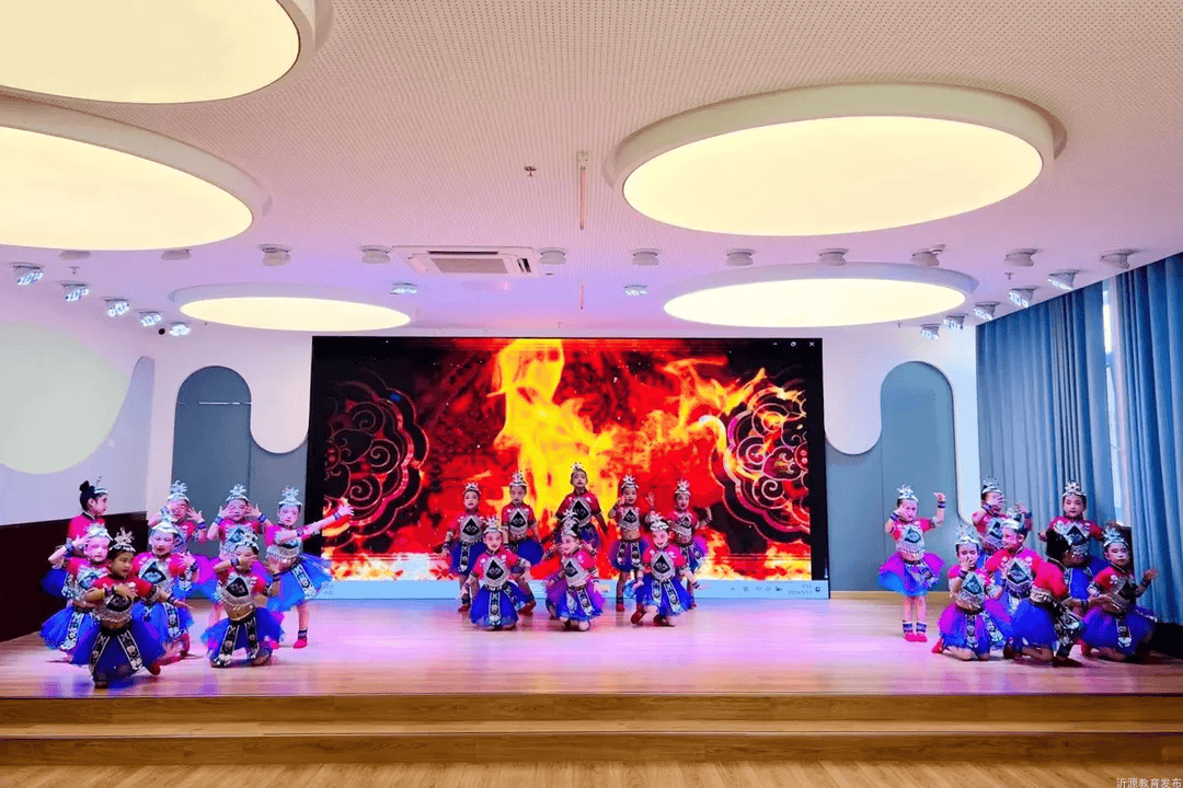 年高青县中小学"三提三争"思政课教师业务比武活动在千乘湖幼儿园举行
