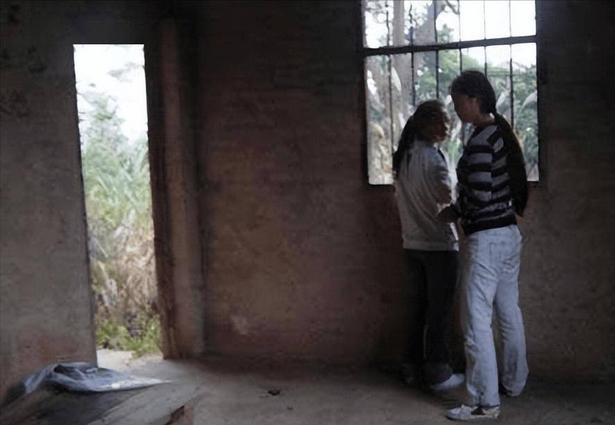 云南13岁少女神秘失踪,3年后发出求救,解救时已为人妻_李娟_何强_会泽