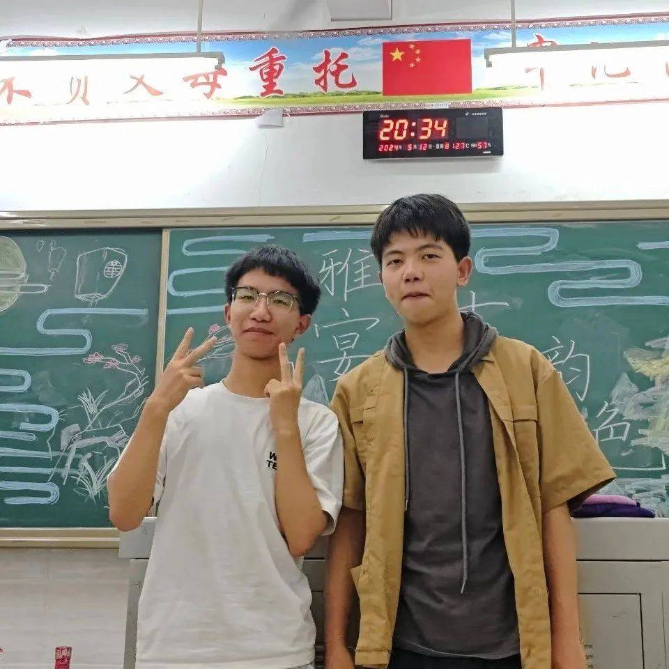 古韵今声 青春绽放│恩施市第一中学高一年级语文组开展"古诗文诵·唱
