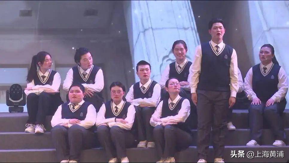 从历史到未来,向明教育集团上演沉浸式艺术思政大课