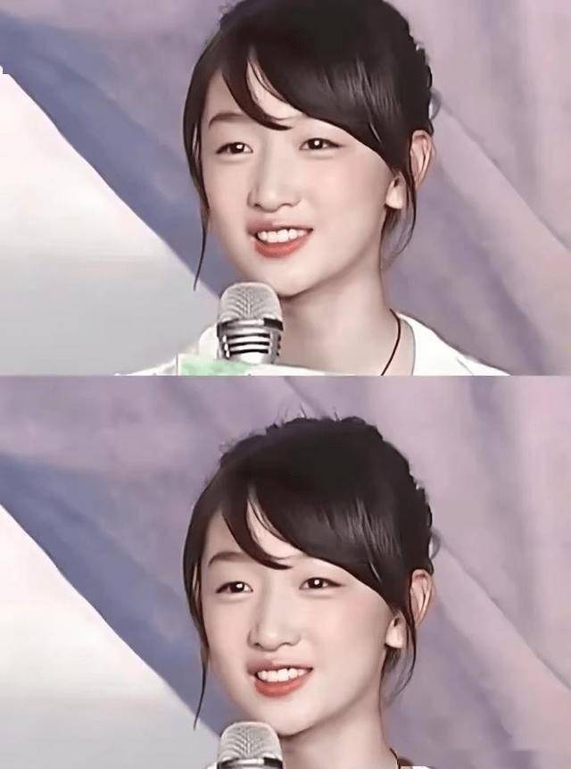 看完周冬雨高中时的照片,完全理解为何她被张艺谋相中,太水灵了