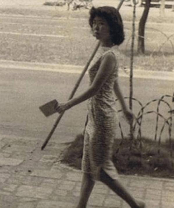 费翔母亲毕丽娜去世,享年92岁,晚年智力退化,最后露面照曝光!