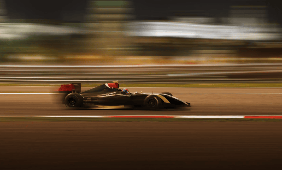 从航空科技中借鉴灵感的f1赛车史:风洞,复材和钛合金的故事