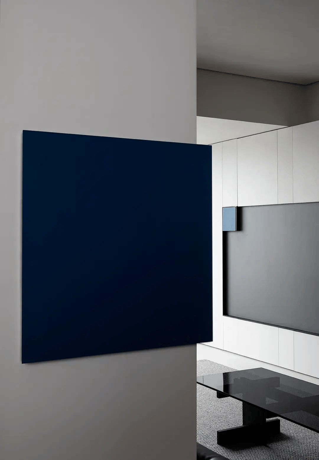 by the blue squares, the residents feel the fun, from big to