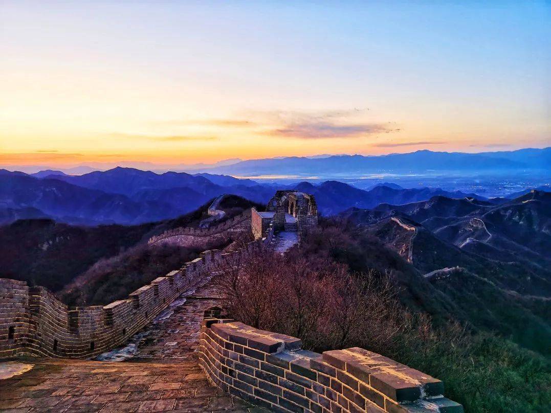 北京日报头版!延庆助力长城沿线村民端稳"长城金饭碗"