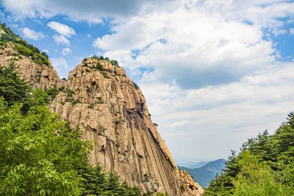 组图 | 绝美!泰山天烛峰