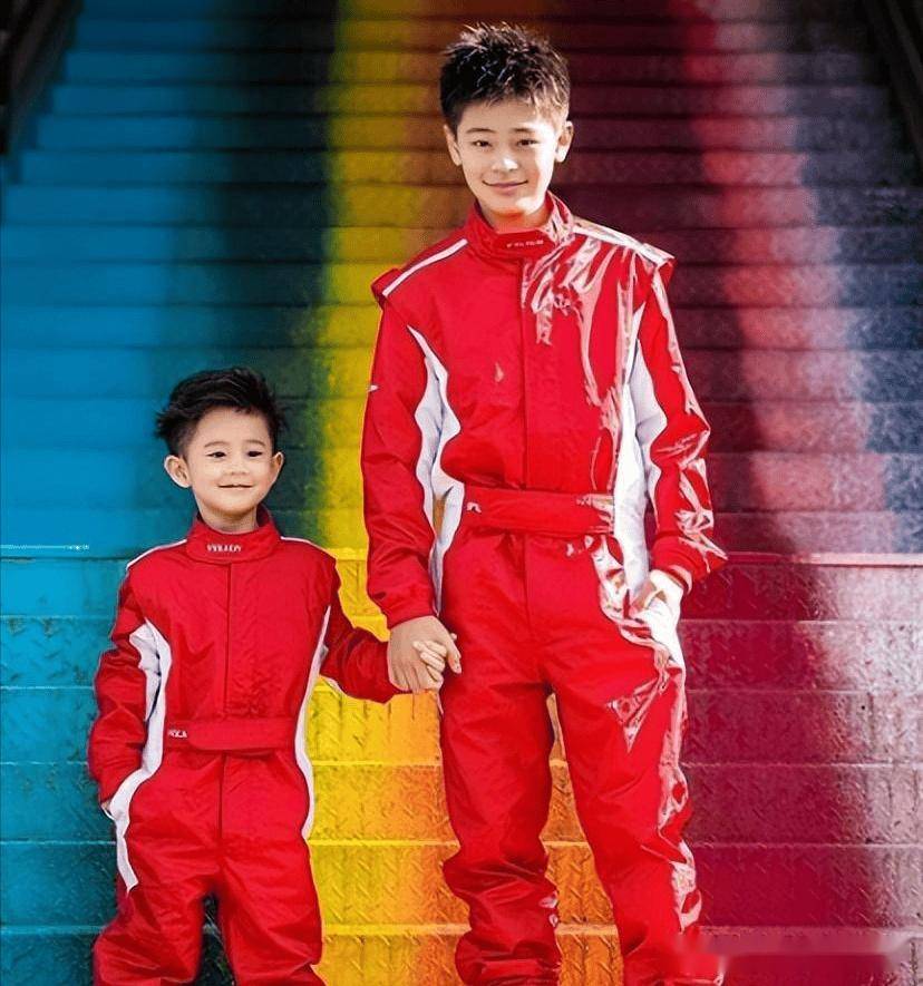 蔡老师第一次带着小儿子上综艺时.