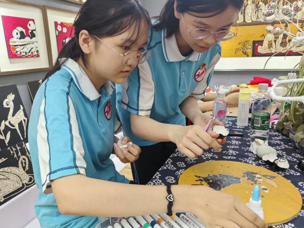 书画同源 艺海无涯——沿滩中学2024年新团员观摩书画展主题研学活动