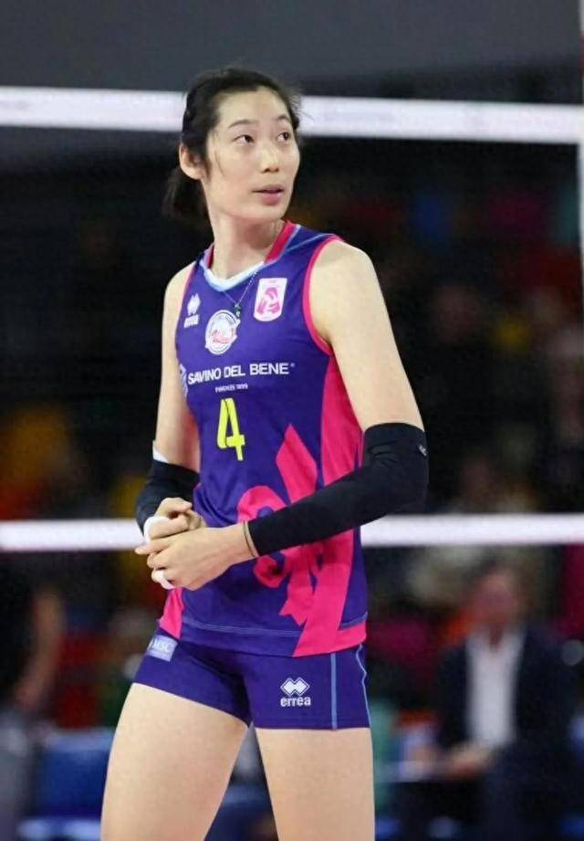 在排球的世界里,中国女排向来都是一颗璀璨的明星.