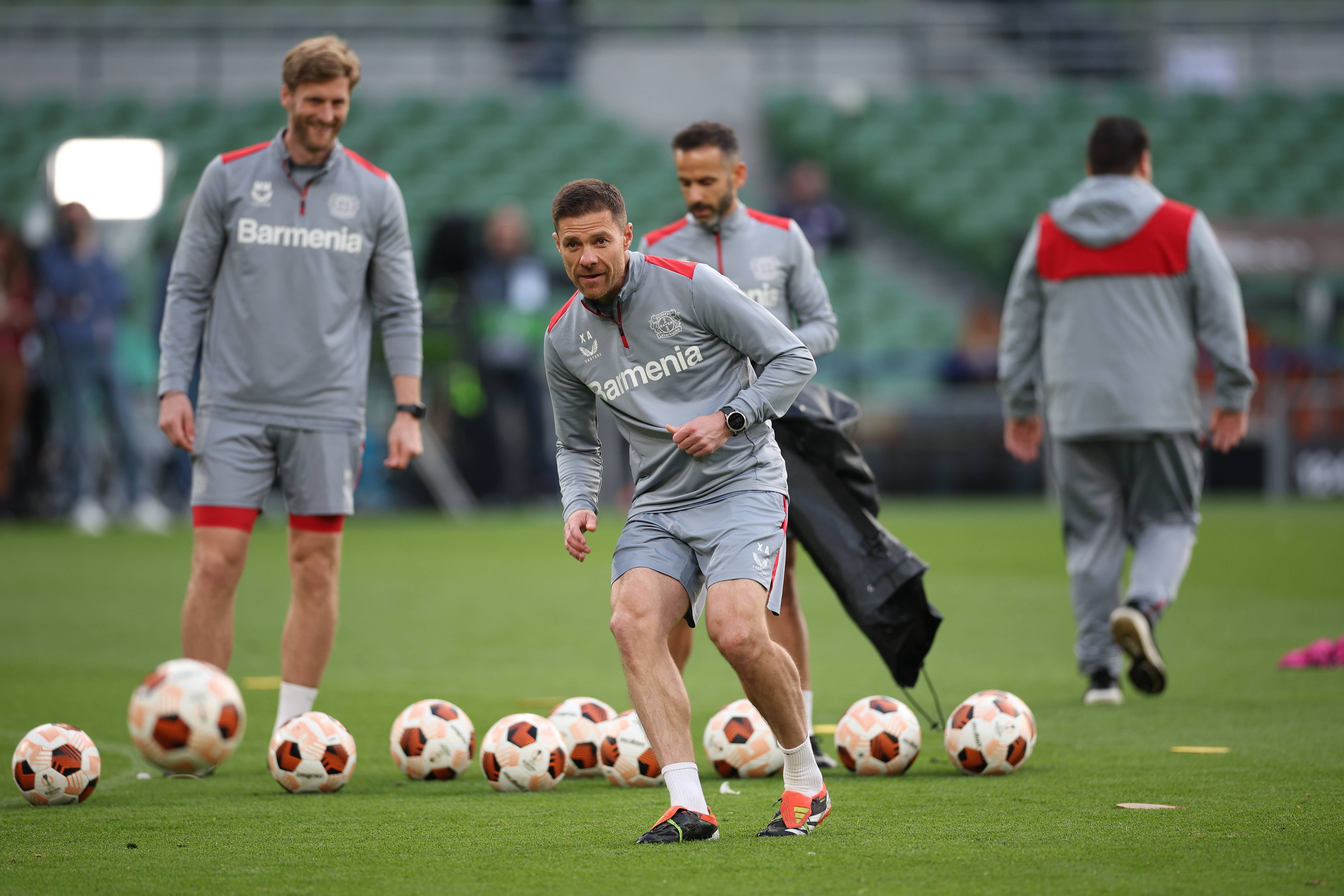 足球——欧罗巴联赛:勒沃库森备战决赛