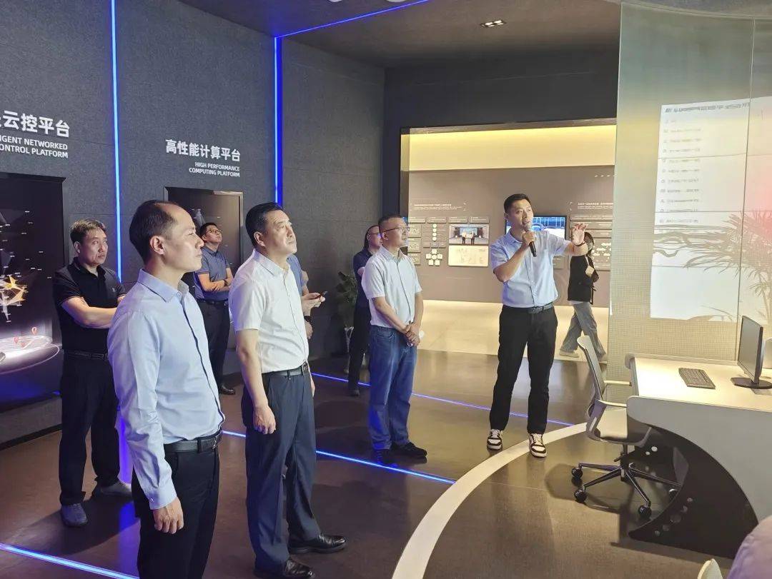 国家邮政局副局长陈凯来相城调研快递无人配送示范区建设情况