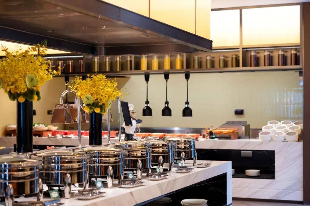 周六/六一/端午/中秋/国庆一口价￥499住国际品牌 2大1小自助早餐