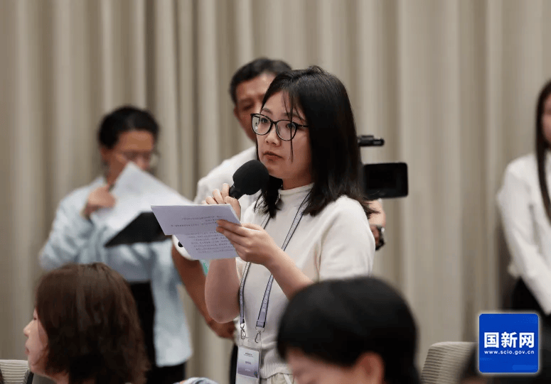 国新办举行国务院政策例行吹风会介绍切实做好保交房