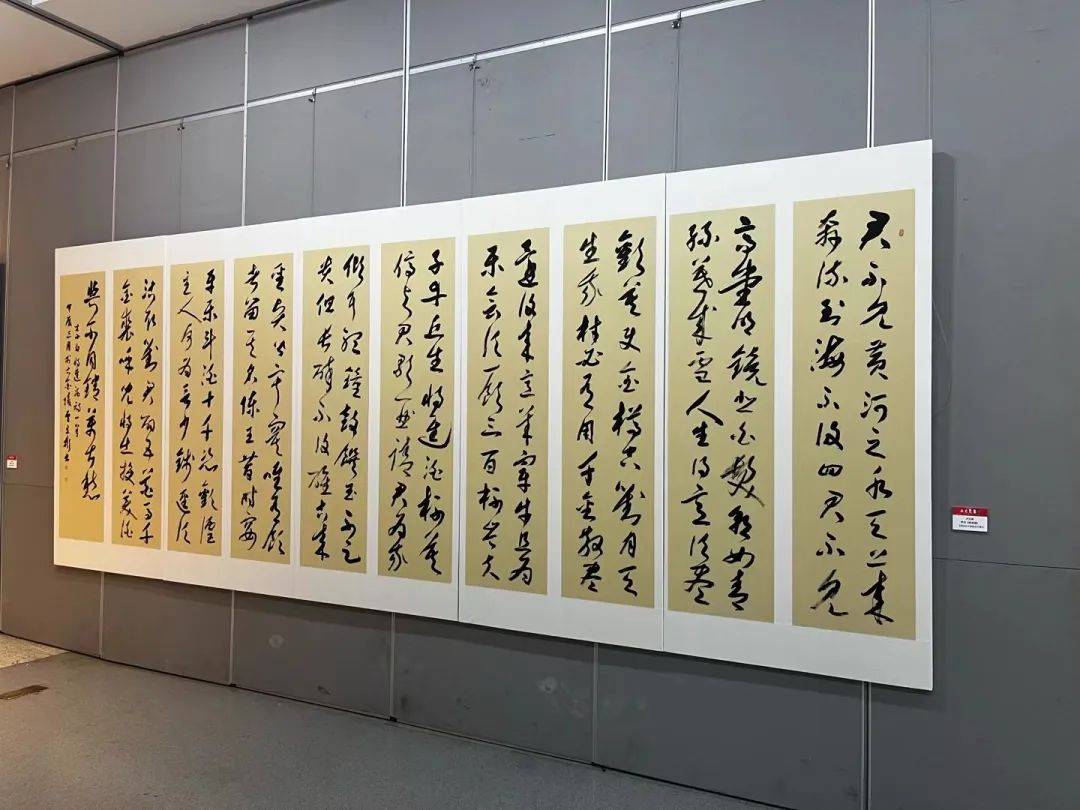 展览| 姚建荣 卢立彬 韩显红"兄弟三人展"在南图开幕,90余幅书画作品