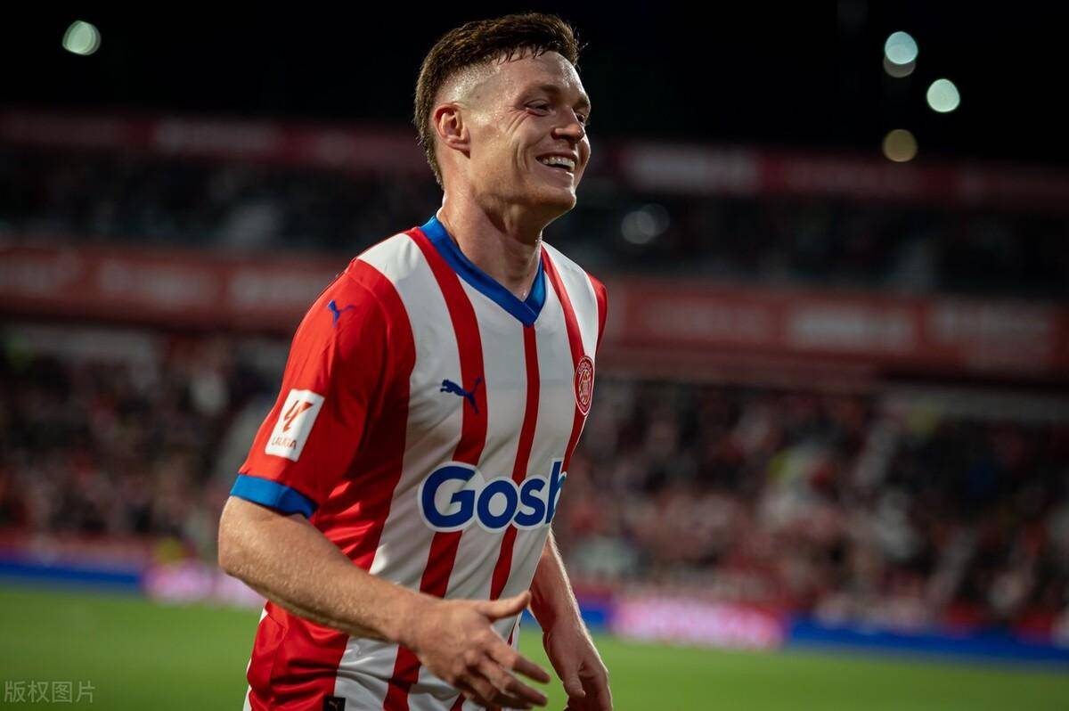 巴萨神操作 黑马为了金靴拼了 7球狂胜弱旅_赫罗纳_巴耶克_格拉纳达