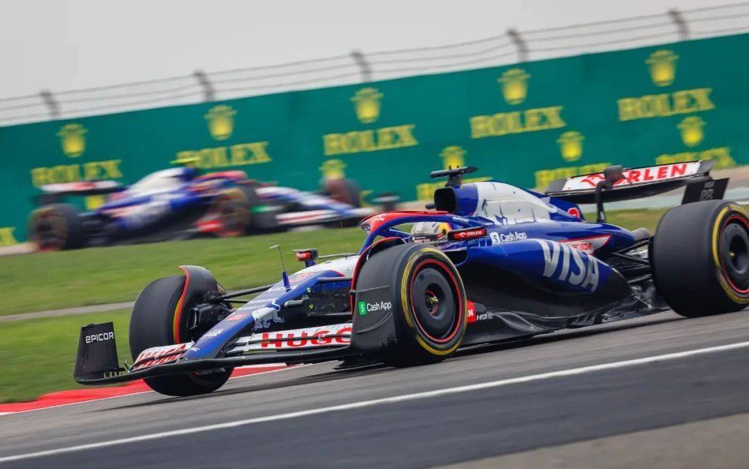 极速之美 eos r3 如何成为 f1赛道追光者_摄影_陈迪_范雨芹
