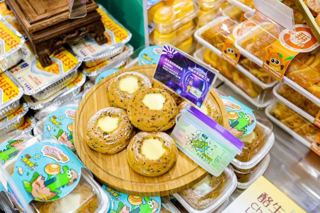 从"奶油一哥"到"烘焙一哥",海融科技如何书写新生意经?