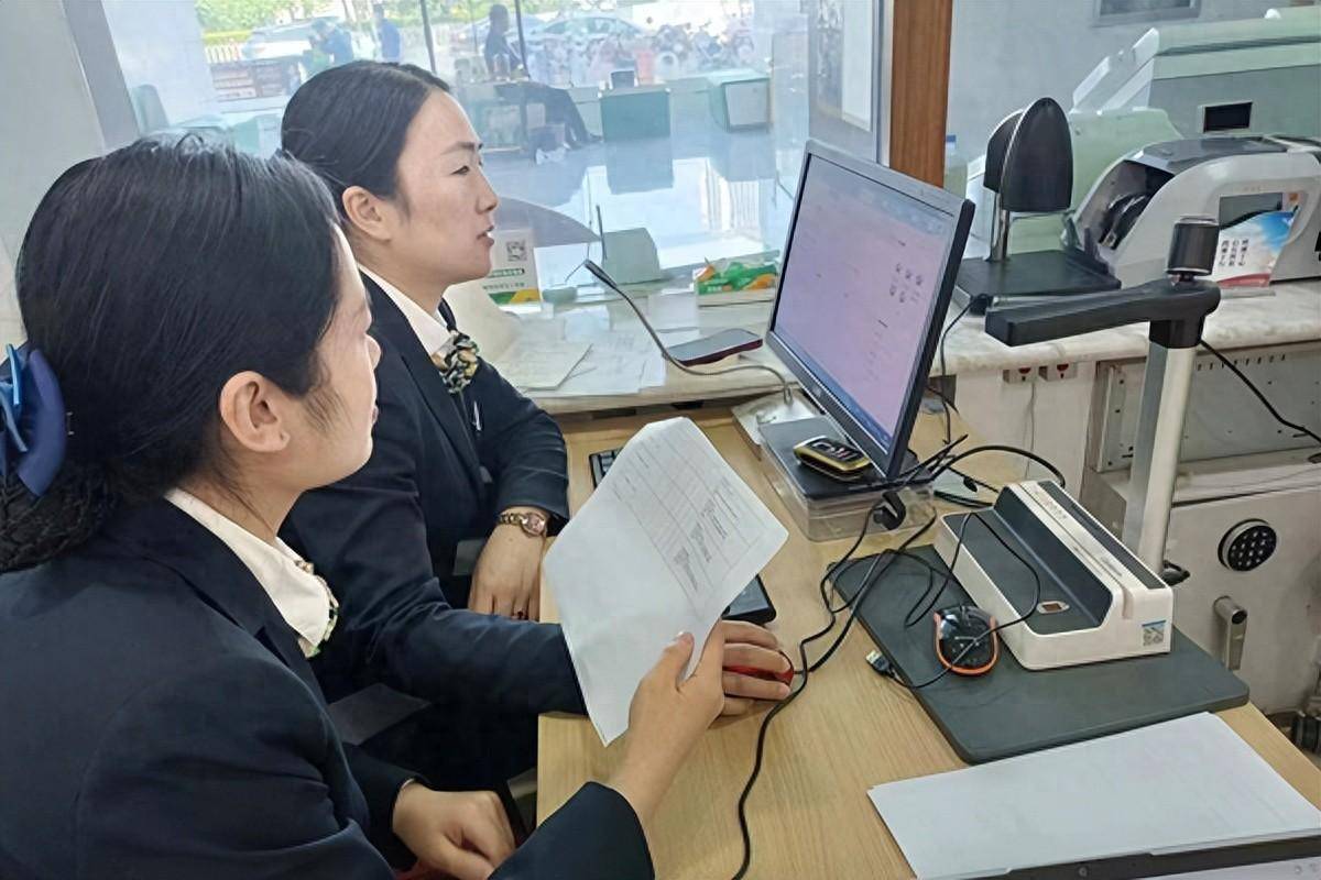 漳泽农商银行广场支行开展新一代核心系统演练测试