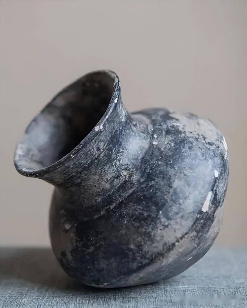 古代陶器造易有多高?件件都不是凡品,四千年前的设计远超当代