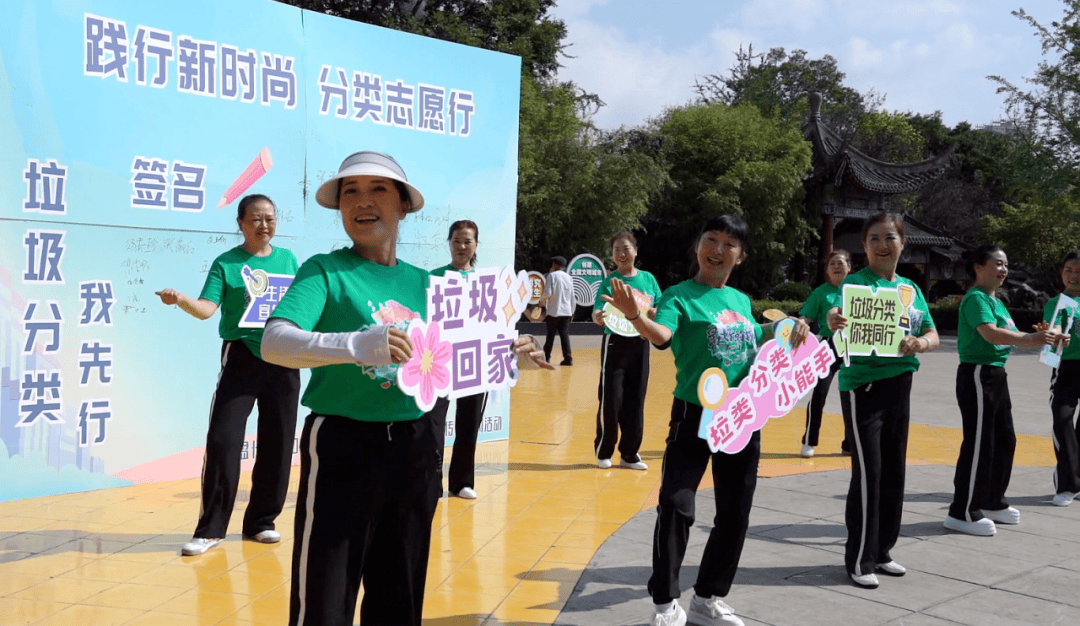 🌸【2024澳门正版资料免费】🌸_玉禾田：随着无人驾驶技术的进步及生产制造成本的降低，环卫机器人在城市环卫服务方面的应用将越来越广阔