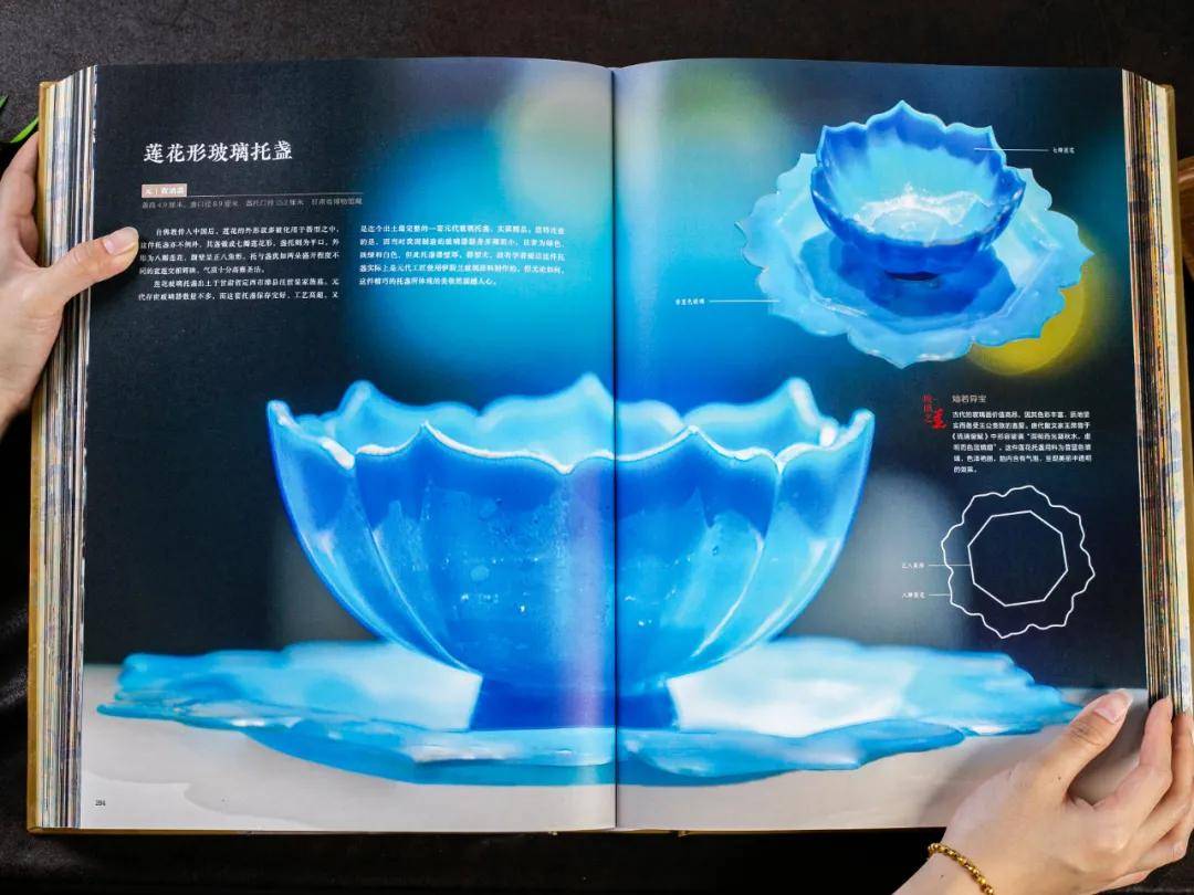 37岁刘亦菲逛故宫,最美游客照刷屏,网友:中国美绝了!